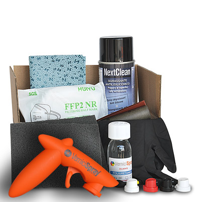 Set accessories for your car paint repair kit with spraycan