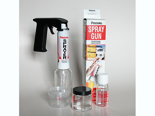 Lacquer with Spray Gun and handle - high gloss, two-component, bodywork paints  